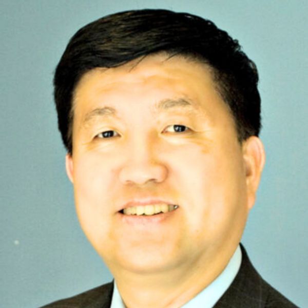 Terry Jin, Associate